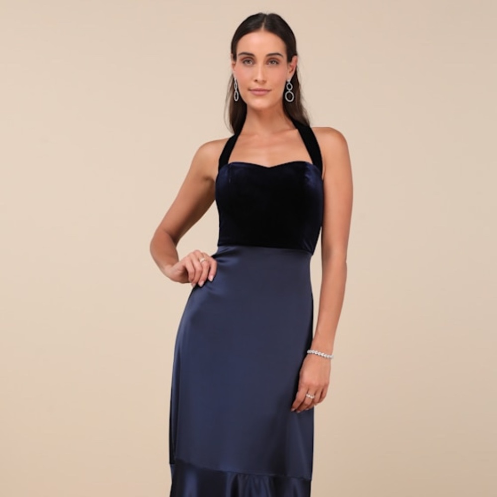 Lulus Mesmerizing Impression Navy Blue Mixed Media Halter Maxi Dress - Size M